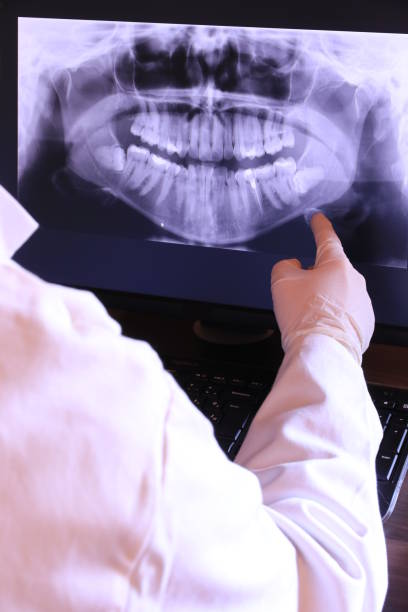 Best Cosmetic Emergency Dentistry in Toledo, IL