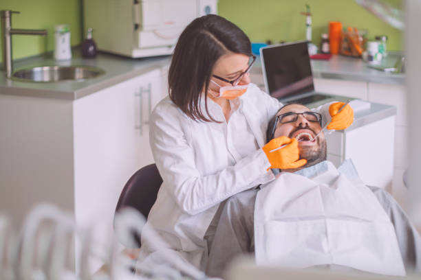 Best Emergency Tooth Extraction in Toledo, IL